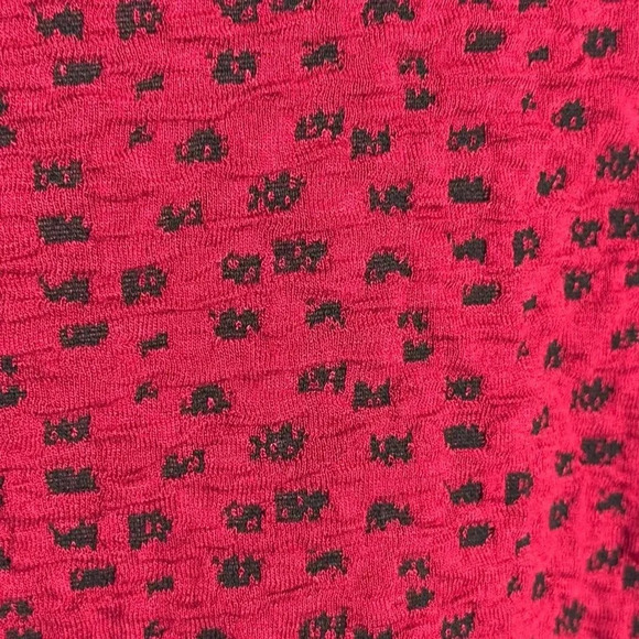 LISA BAYNE size Medium black red lagenlook tunic top asymmetric Hemline - Picture 2 of 6